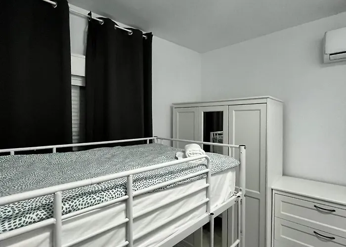 Apartment Center Boutique